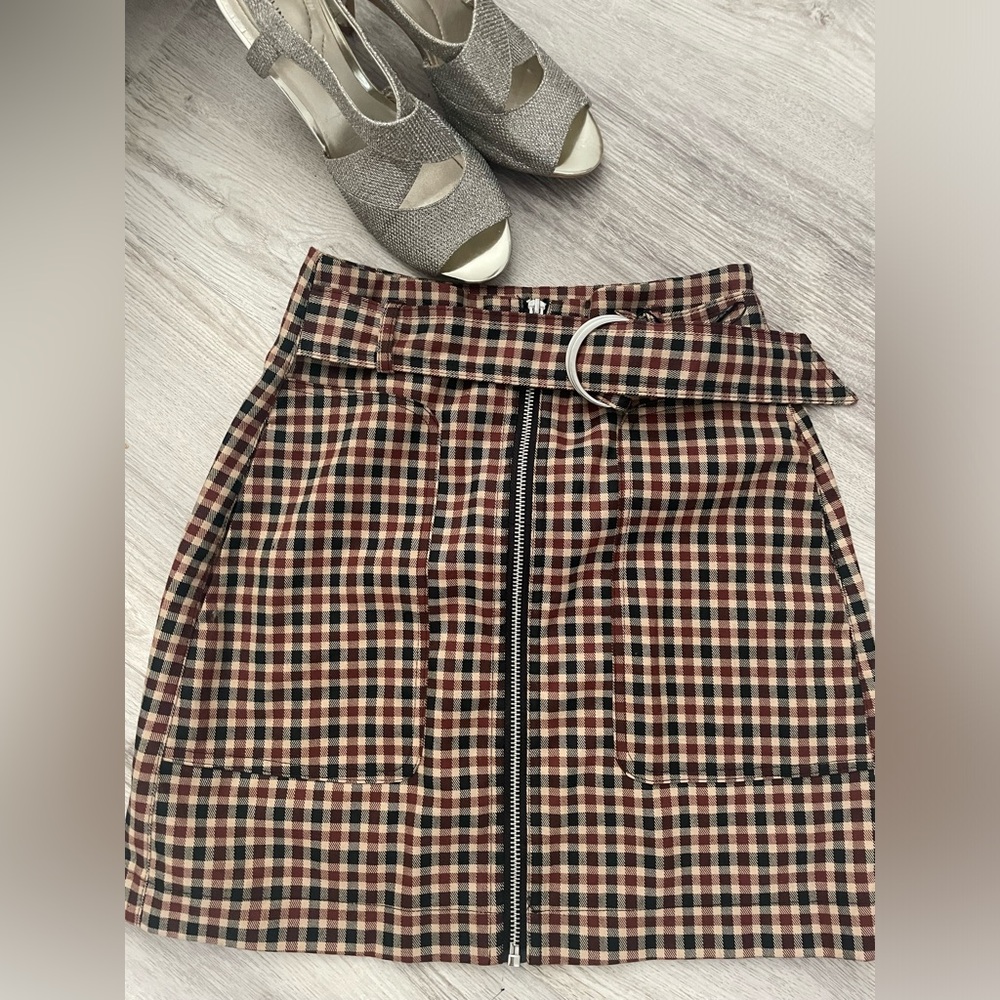 Stradivarius skirt 🤍 size 0